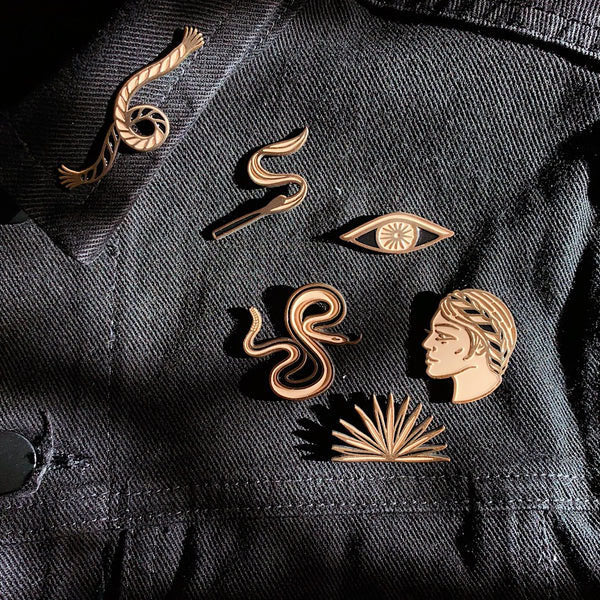 Rope Enamel Pin