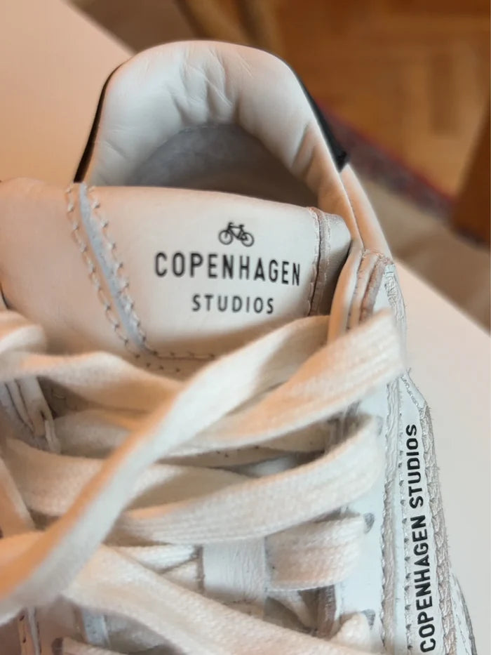 Copenhagen Studios-skinnsneakers
