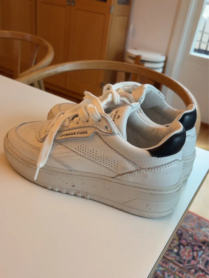 Copenhagen Studios-skinnsneakers